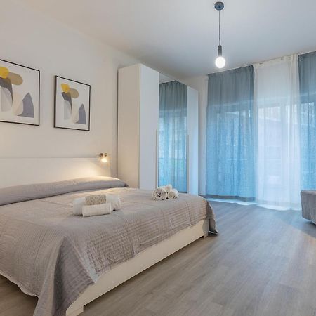 Matinum Central & Spacious Apartment ボローニャ エクステリア 写真