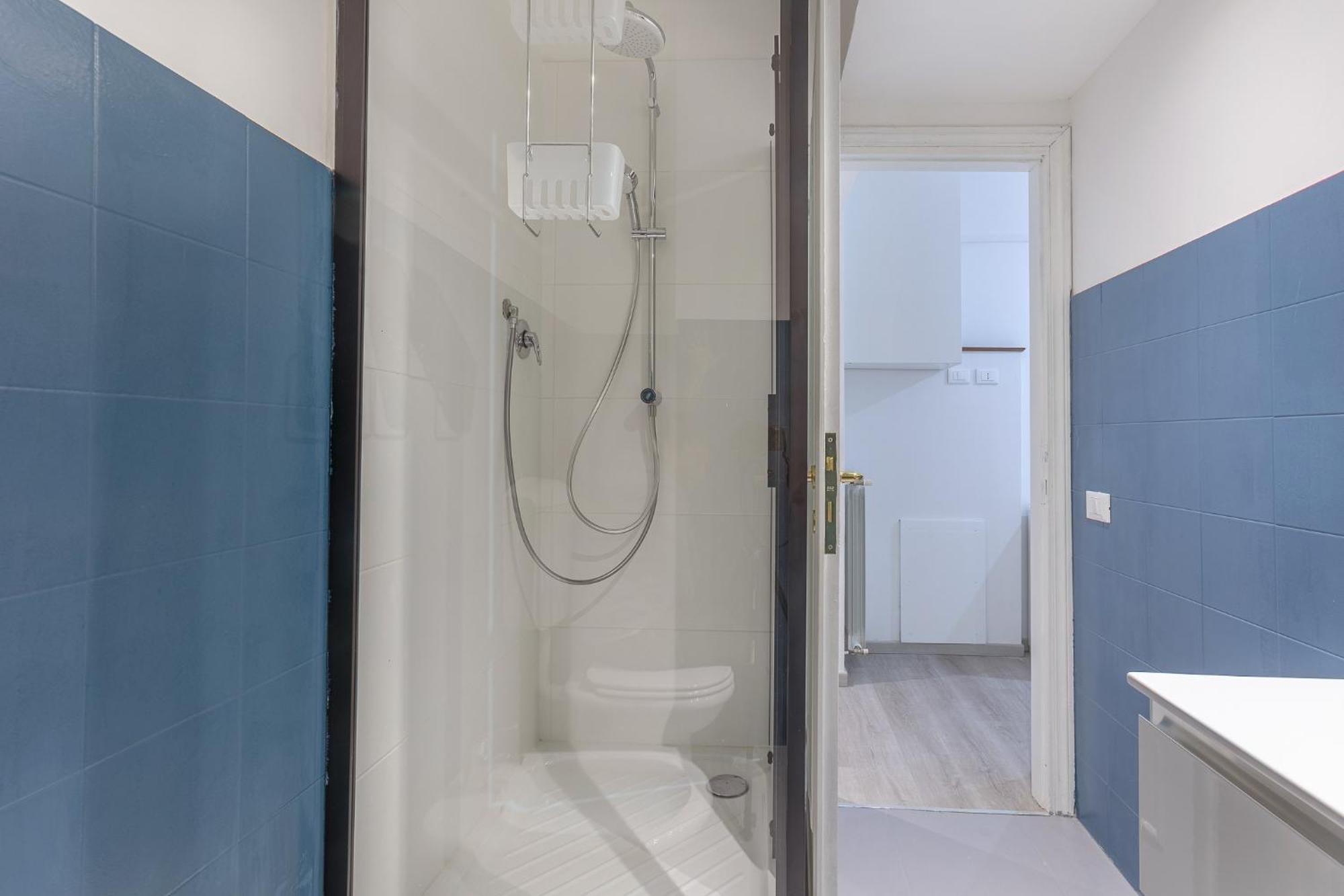 Matinum Central & Spacious Apartment ボローニャ エクステリア 写真