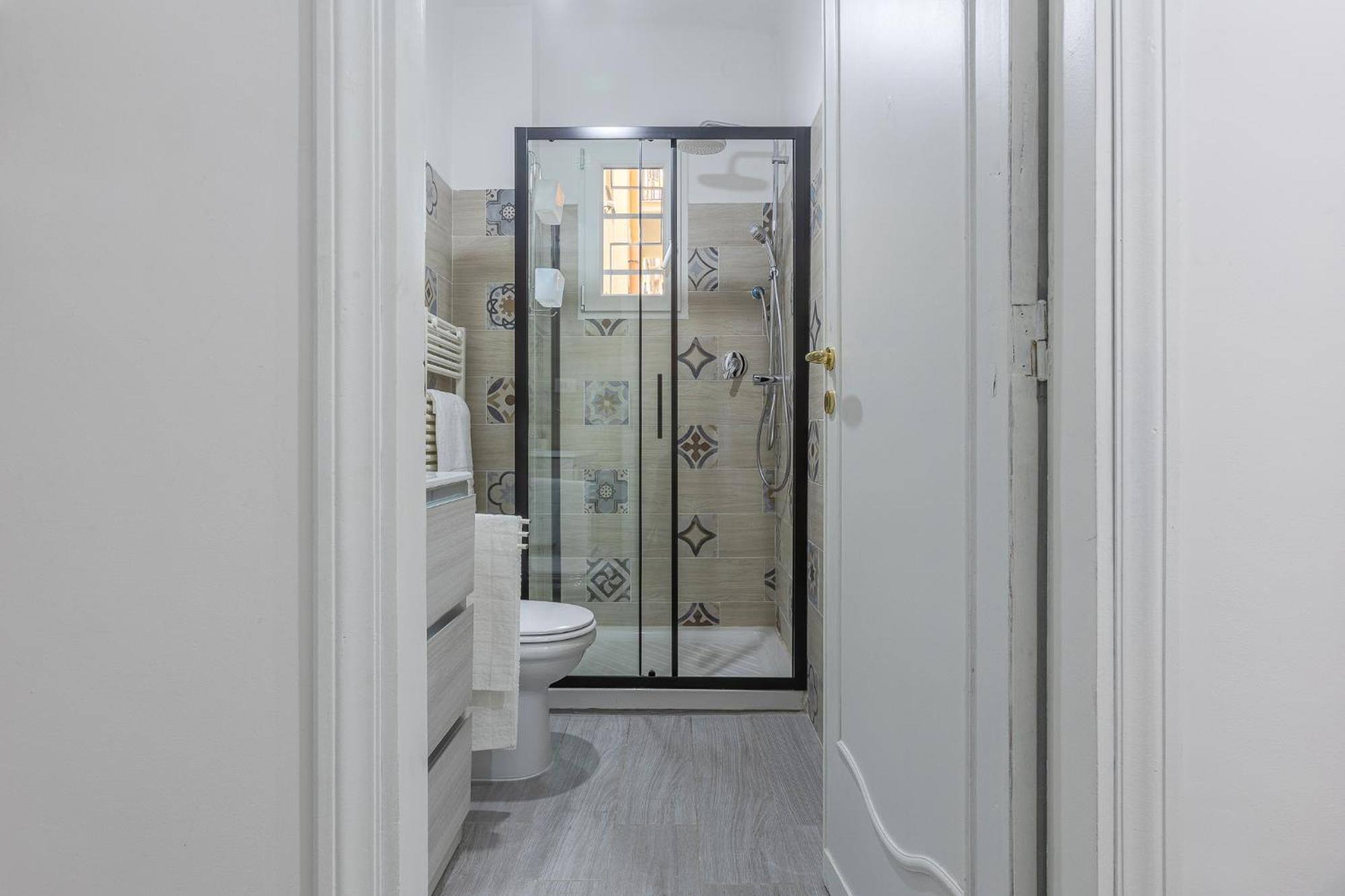 Matinum Central & Spacious Apartment ボローニャ エクステリア 写真