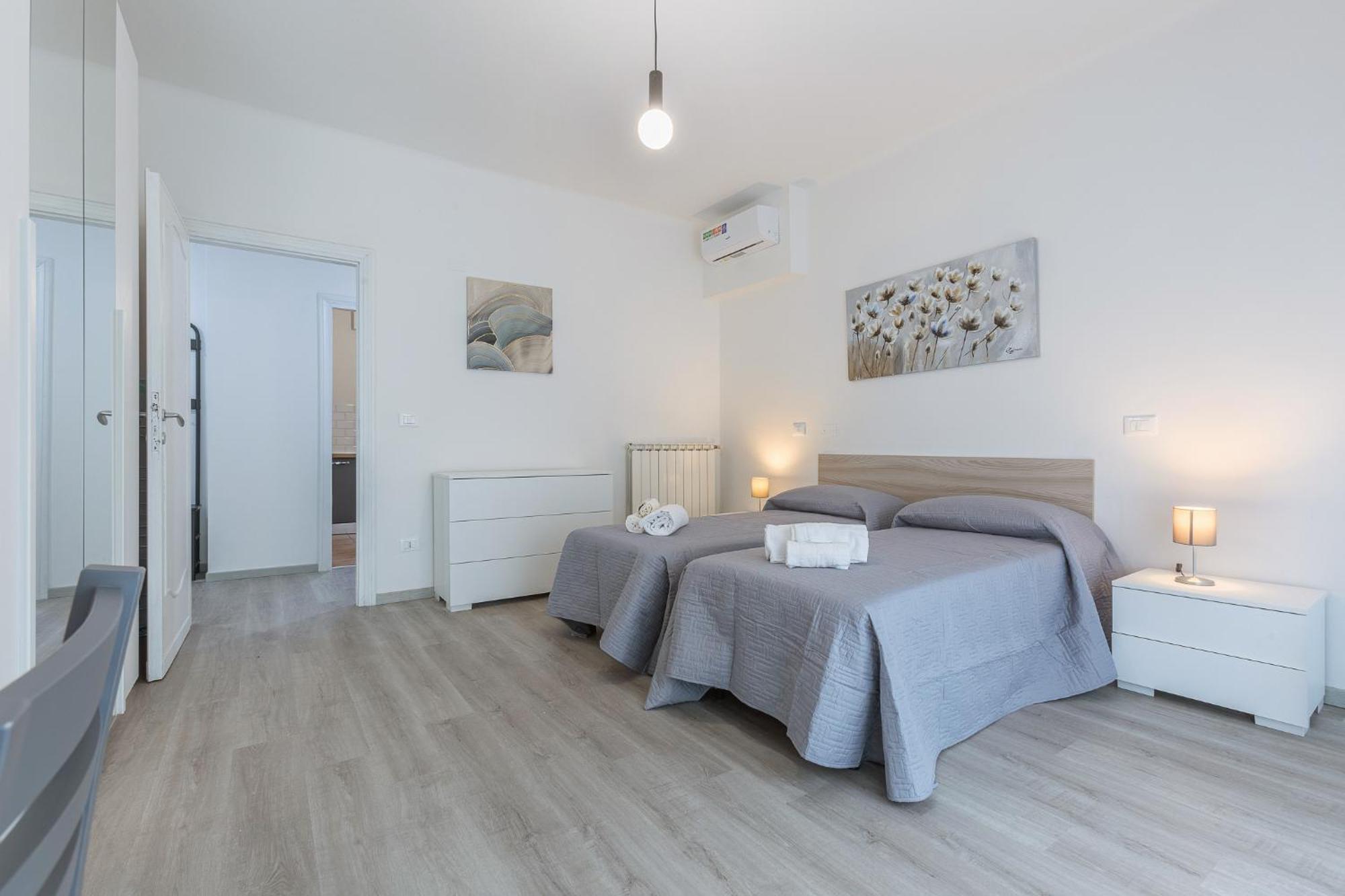 Matinum Central & Spacious Apartment ボローニャ エクステリア 写真